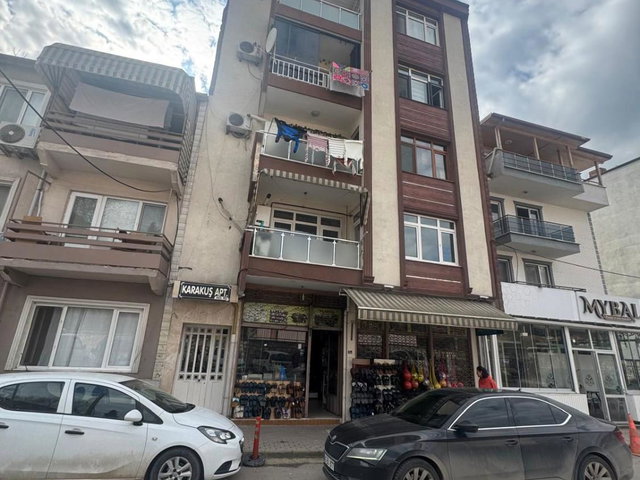 REMAX DREAM'DEN MERKEZİ KONUMDA KİRALIK 2+1 DAİRE
