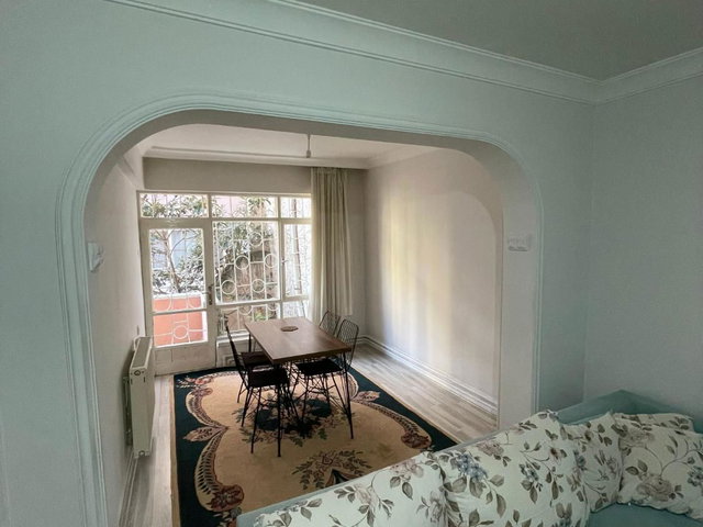 BÜYÜKESAT SERHAT CADDESİNDE TERTEMİZ KULLANIŞLI FERAH 2+1 FIRSAT