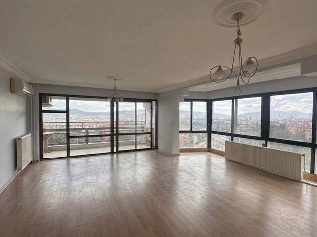BORNOVA EVKA 3 PROFESÖRLER SITESI YAKINI  KIRALIK DAIRE