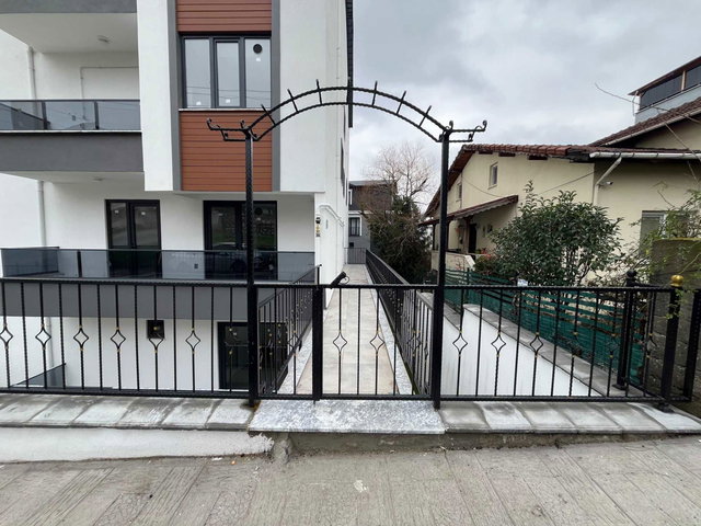 GÖLCÜK PIYALEPAŞA' DA 3+1 BAHÇE DUBLEKS DAIRE