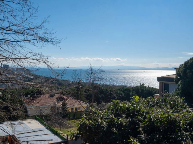 DRAGOSTA 1.070 M²ARSA İÇİNDE DENİZ MANZARALI MÜSTAKİL VİLLA