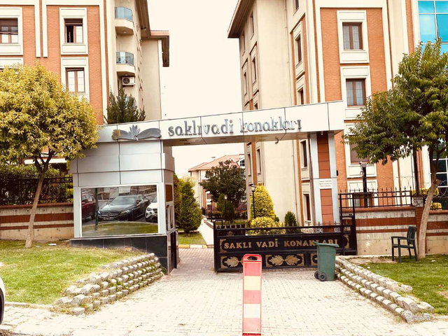 SAKLIVADİ KONAKLARI FIRSAT 4+1 SATILIK DAİRE