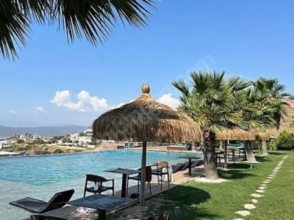 DOĞA MANZARALI, FULL EŞYALI 1+1 – TATİL KÖYÜ KONSEPTLİ SİTEDE