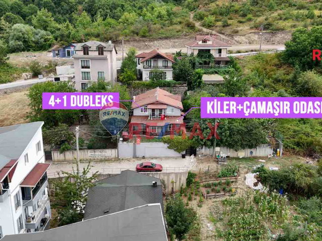 BAŞİSKELE BAHÇECİK’TE DENİZ MANZARALI MÜSTAKİL VİLLA!