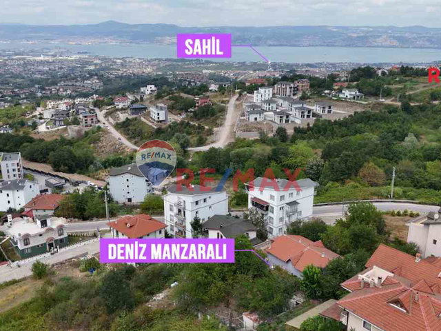 BAŞİSKELE BAHÇECİK’TE DENİZ MANZARALI MÜSTAKİL VİLLA!