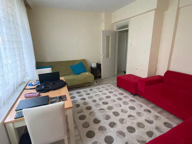 GAZI CADDESI ELIT FIRIN ARKASI  SATILIK 2 + 1
