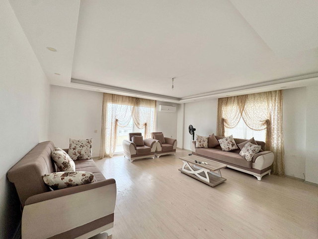 REMAX RİNA'DAN İSTİKLAL MAH.DE DENİZ MANZARALI  3+1 DAİRE