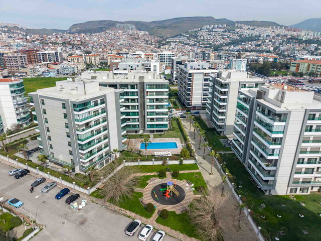 ATAŞEHİR ONAG NİLÜFER SİTESİNDE SATILIK ULTRA LÜX 3+1 DAİRE