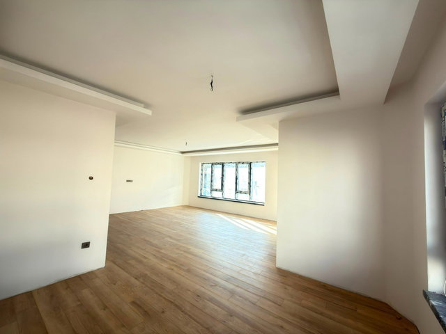 ÇANKAYA KÖROĞLU & KOZA CADDE KESIŞIMINDE 4+1 | 210 M² NET | KÖŞE KONUMLU SATILIK DAIRE