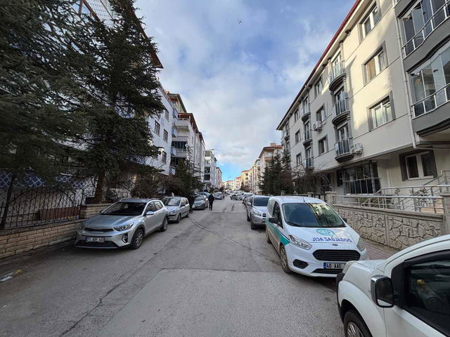 KIRIKKALE MERKEZ YAYLACIK MAHALLESINDE SATILIK 3+1 DAIRE