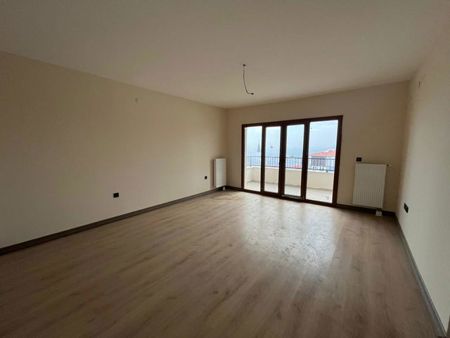 RE/MAX İNCİ'DEN TOKİ 2.ETAP 3+1 KİRALIK SIFIR DAİRE