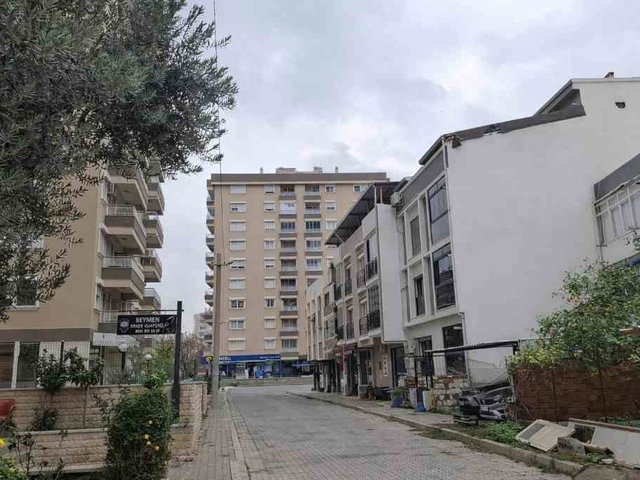 BAYRAKLI SMYRNA’DA 3+1, FULL TADİLATLI GENİŞ AİLE DAİRESİ
