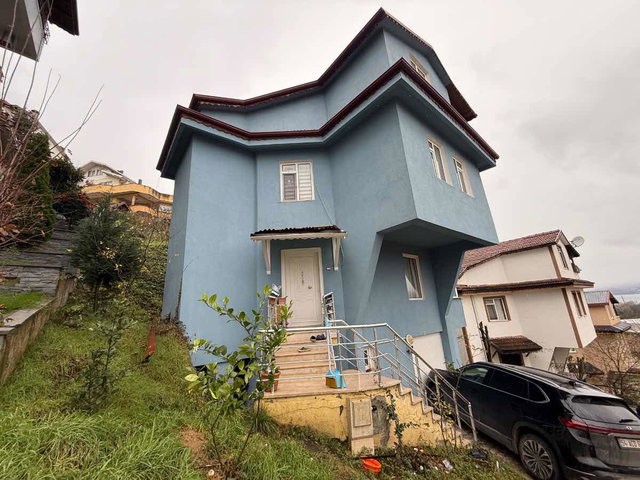 İLKNUR DOĞAN REMAX VİRA GAYRİMENKUL SATILIK VİLLA