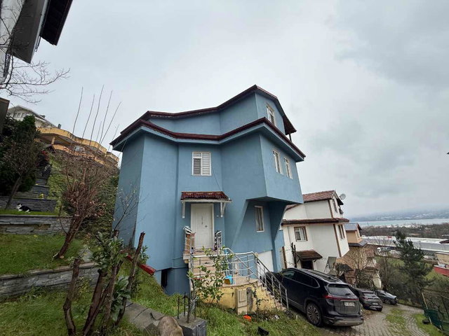 İLKNUR DOĞAN REMAX VİRA GAYRİMENKUL SATILIK VİLLA