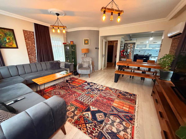 İLKNUR DOĞAN REMAX VİRA GAYRİMENKUL SATILIK VİLLA