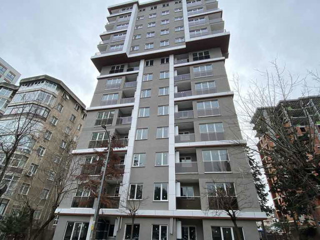 KOZYATAĞI BAYAR CADDESİ 2+1SATILIK SIFIR BOŞ DAİRE