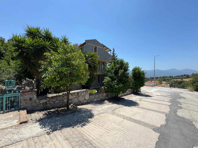 SOĞUCAK DAĞCILAR SITESINDE KÖŞEBAŞI DENIZ MANZARALI 3+1 VILLA