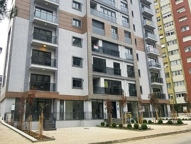 GÖZTEPE'DE PRESTİJLİ FİRMA YAPIMI YENİ BİNADA FERAH 3+1 DAİRE