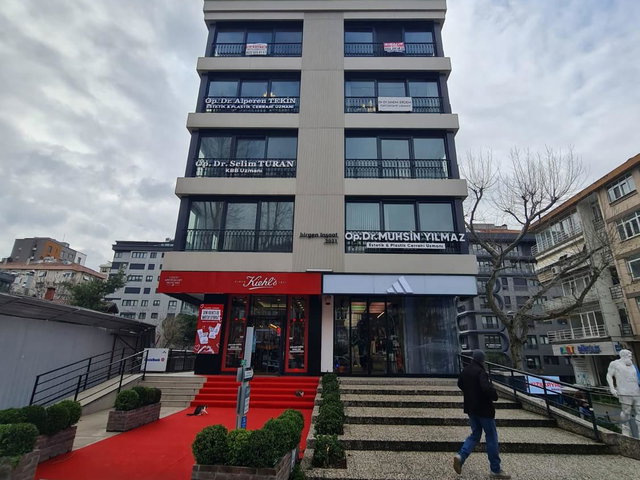 BAĞDAT CADDESİNE CEPHE 3+1 120 M2 NET KİRALIK