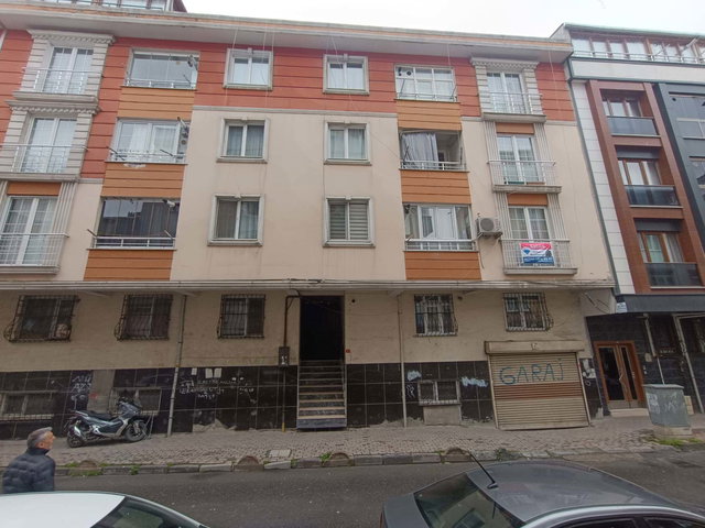 KİRAZLI METROYA 3 DAKİKA | KAPALI OTOPARKLI | 3+1 GENİŞ DAİRE