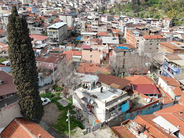 GELECEĞIN REZIDANS ALANINDA:KENTSEL DÖNÜŞÜME ADAY HAZIR KIRACILI