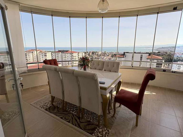REMAX OĞUZ ‘DAN MUHTEŞEM DENİZ VE ŞEHİR MANZARALI 3+1 DAİRE