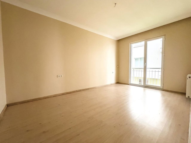 KAVAKLI MERKEZ AYAZMA CADDESİ DUMANPARK EVLERİNDE 3+1 SATILIK