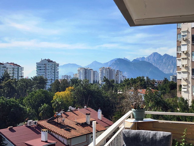 KONYAALTI GÜRSU 3+1 ARAKAT GENİŞ FERAH MANZARALI SATILIK DAİRE