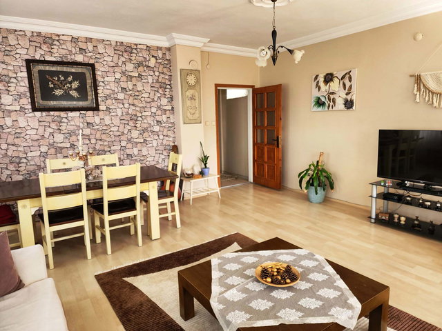 KONYAALTI GÜRSU 3+1 ARAKAT GENİŞ FERAH MANZARALI SATILIK DAİRE