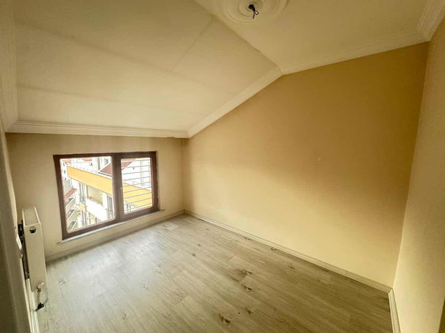GEBZE MUSTAFA PAŞA MAHALLESİNDE KİRALIK 4+1 DUBLEKS DAİRE