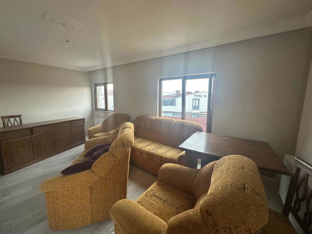 GEBZE MUSTAFA PAŞA MAHALLESİNDE KİRALIK 4+1 DUBLEKS DAİRE