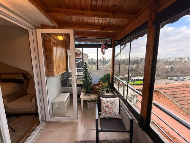 KOCAELİ KARTEPE SARIMEŞEDE ÖZEL TASARIM TERASLI SATILIK 2+1 DAİRE