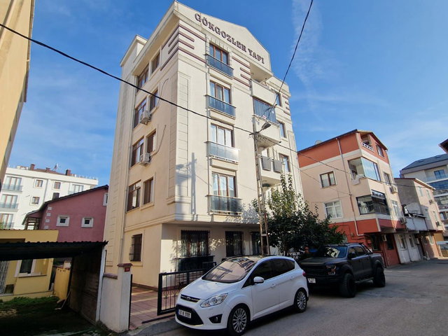 TUZLA POSTANEDE İSKANLI GENİŞ TERASLI 3+1 DUBLEKS ARAÇ TAKASLI