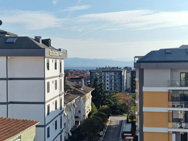 TUZLA POSTANEDE İSKANLI GENİŞ TERASLI 3+1 DUBLEKS ARAÇ TAKASLI