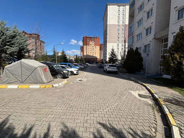 ALTINEVLER ERTUĞRULGAZI SITESI KIRALIK 2+1 UYGUN MANZARALI DAIRE