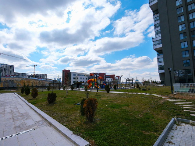 NATURA ALACAATLI'DA KAPALI MUTFAKLI, BAHÇELI 2+1 DAIRE, 115M²