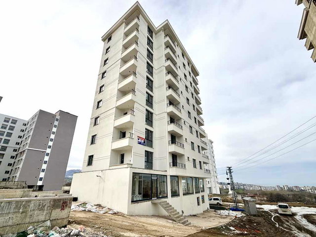 YENİ ATAKUM HASTANESİ KARŞISI 1+1 DAİRE - TAKASLI