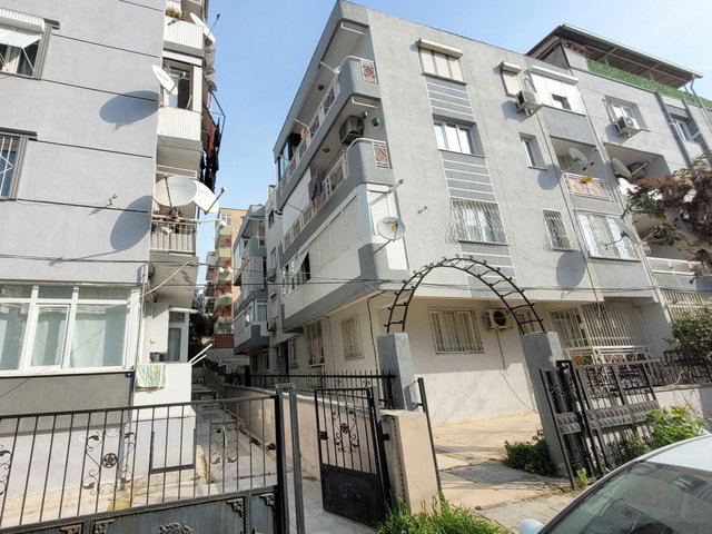 BUCA BELEDIYESI YAKINI 3+1 KIRALIK DAIRE