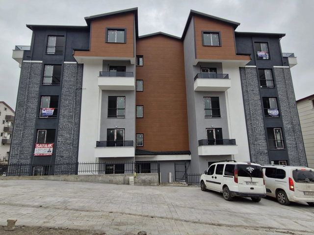 HİSAREYNDE SIFIR 2+1 SATILIK ARA KAT DAİRE
