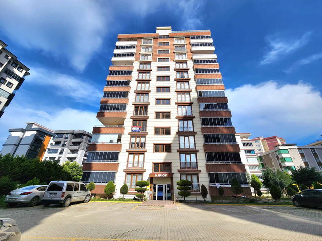 CAGALOGLUNA CEPHE SITE IÇINDE SATILIK 3+1 DAIRE