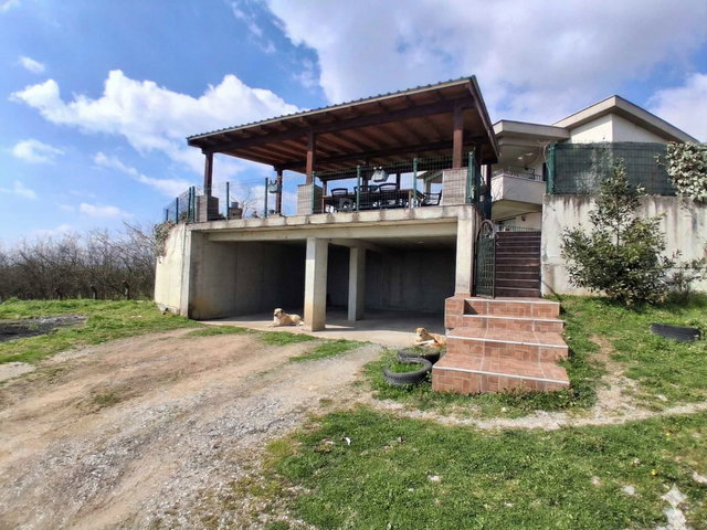 REMAX DİA'DAN DÜZCE AYNALI KÖYÜNDE 780 M² SATILIK MÜSTAKİL EV