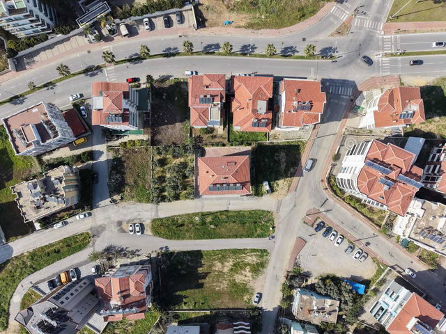 AYDINEVLER MH TEK DAİRE ÜZERİNE ASANSÖRLÜ SATILIK 4+1 DAİRE