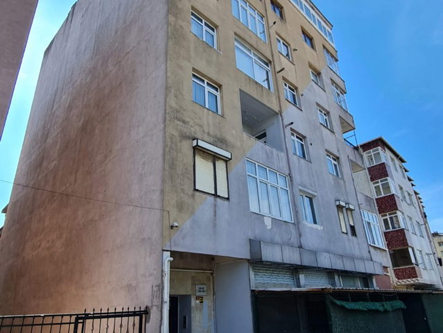 PENDİK FEVZİ ÇAKMAK’DA YATIRIMLIK 2+1 ÖNÜ AÇIK GENİŞ BALKON KAYNARCA BÖLGE PARKI KARŞISI DAİRE