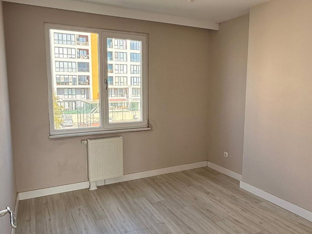 İZMİT ÇAYIRKÖY SEMT KOCAELİ SİTESİNDE SATILIK  2+1 BOŞ  DAİRE