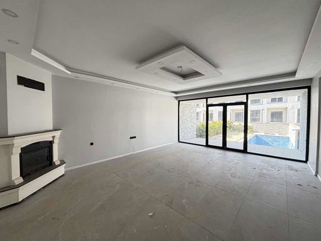 KARTEPE SARIMEŞE TRİBLEX 250 METRE² KİRALIK