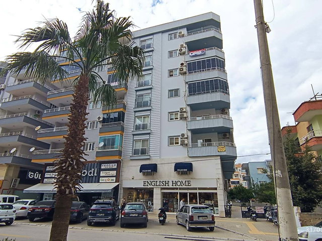 REMAX TOROS'TAN SİLİFKE MERKEZDE MUHTEŞEM KONUMDA 3+1 DAİRE