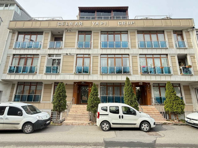 ATAŞEHIR EMAAR YAKINI CAM TERASLI ÇIFT GIRIŞLI 3+2 LÜKS DUBLEKS