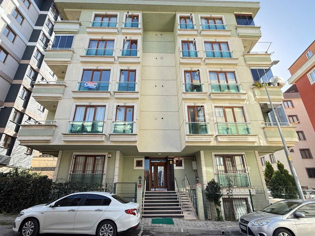 ÇEKMEKÖY AYDINLAR SATILIK 2+1 BOŞ FIRSAT DAIRE