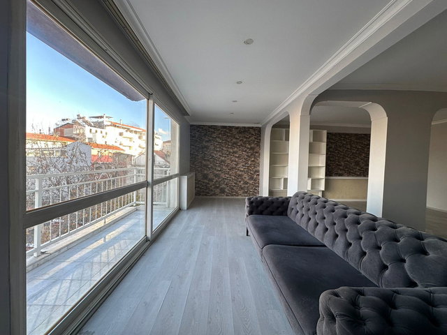 SATILIK 4+1 DENİZ MANZARALI GENİŞ VE FERAH DAİRE