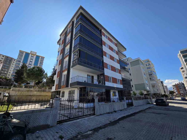 MEVLANADA SATILIK FERAH 3+1 DAİRE
